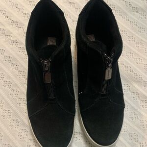 Blondo Black Waterproof Sneakers